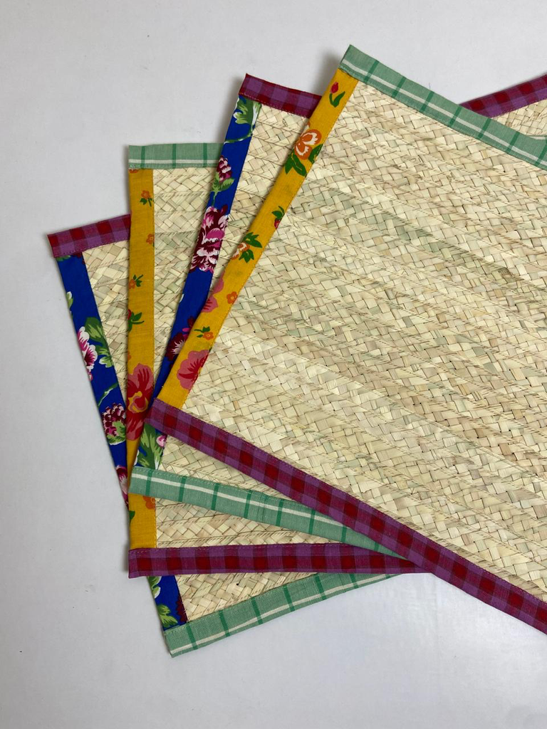 8908644-placemats Straw set of 4WhatsApp Image 2026-04-30 at 14.34.41 (2).webp