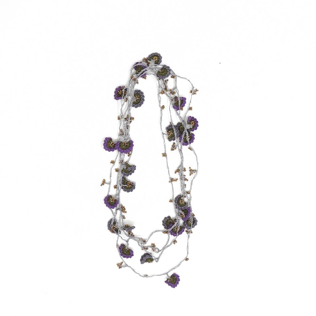 DOM-890698-Necklace Flowers890696-Necklaceflowers-LE790_3.webp