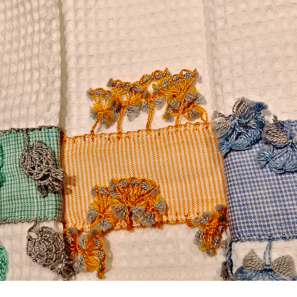 890267-Kitchen Towelswww.markazs_11_5851a769-87a0-45ca-82ee-8bf961bb1a71.webp