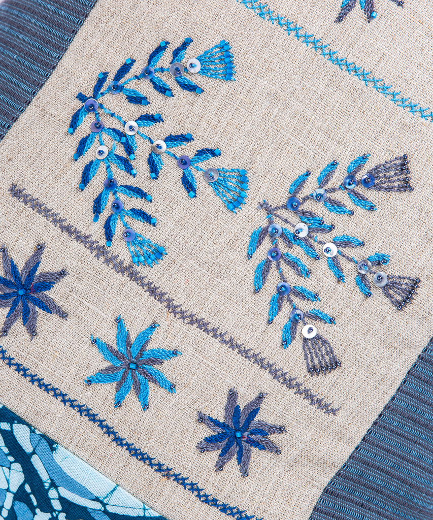 8050751-Blue Stripes Cushion RECT1V7A9245.webp