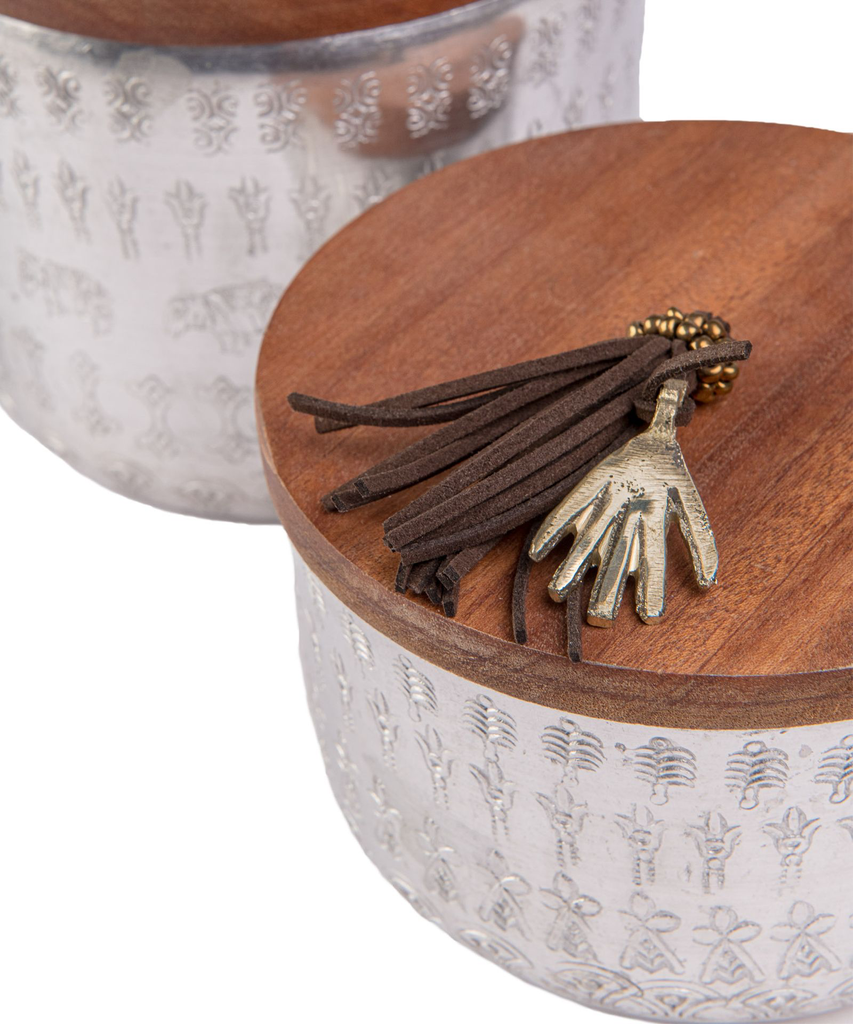 7203120-L. Hammered Bowl with Wooden Coverstorage-container-2.webp