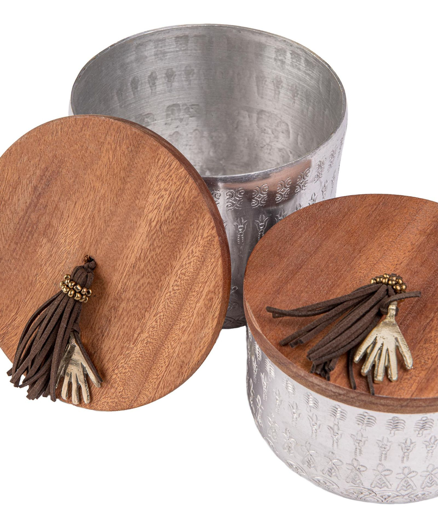 7203120-L. Hammered Bowl with Wooden Coverstorage-container-1.webp