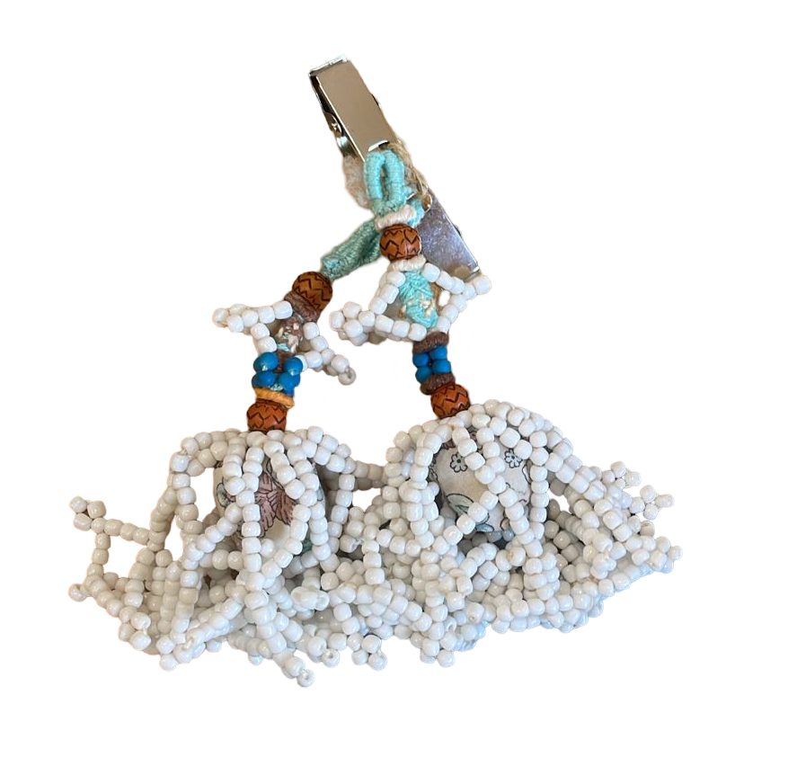 890676-Table Cloth holder Beads-LE490,- (1).webp