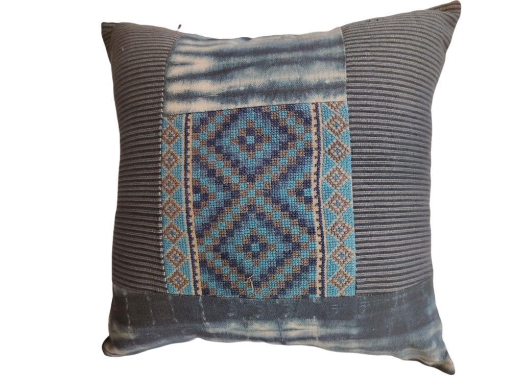 PC NS Batik Blue 45x45 - خدديه شمال