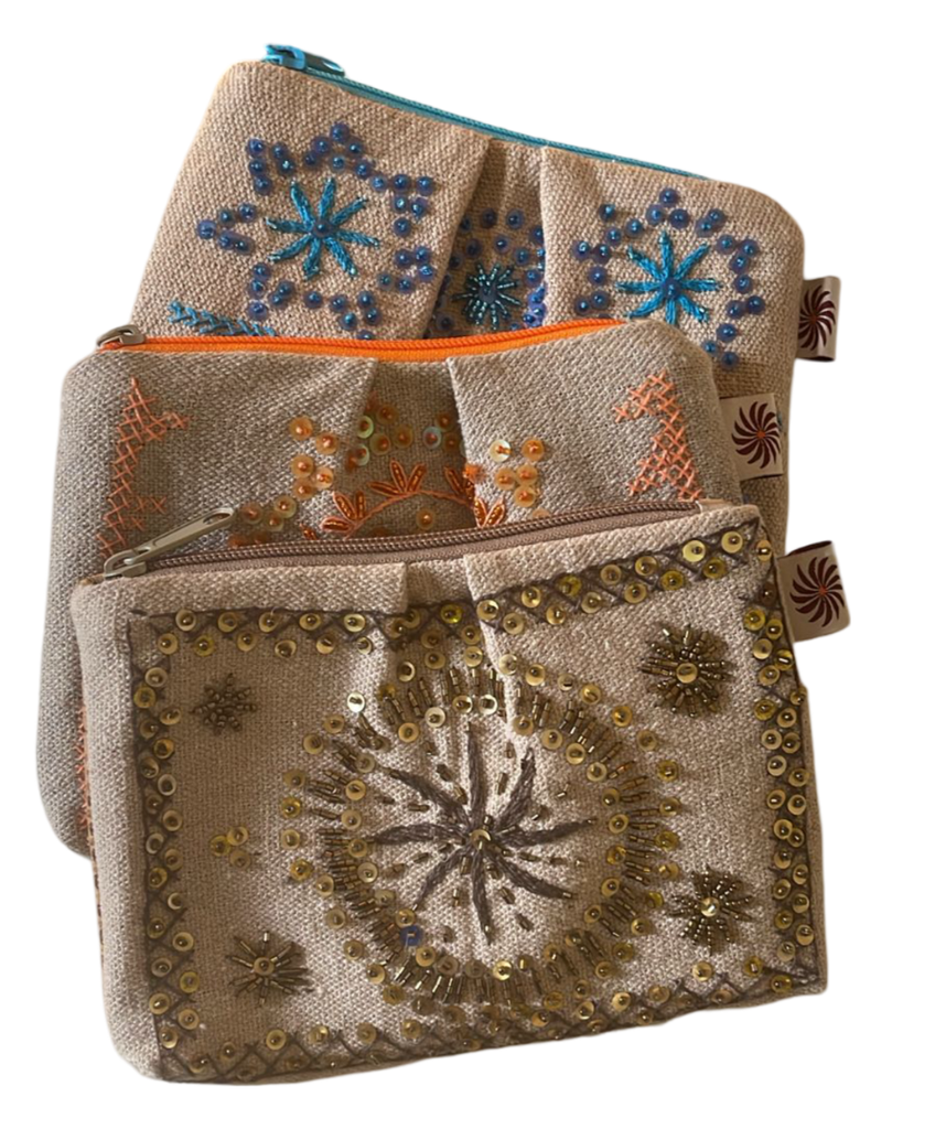 Purse Awwad Kashkasha-بوك عواد كشكشة