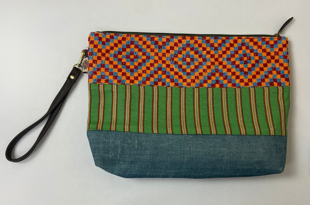 Purse Dbl Side Embroidery 0.27*0.37بوك تطريز ناحيتن شمال